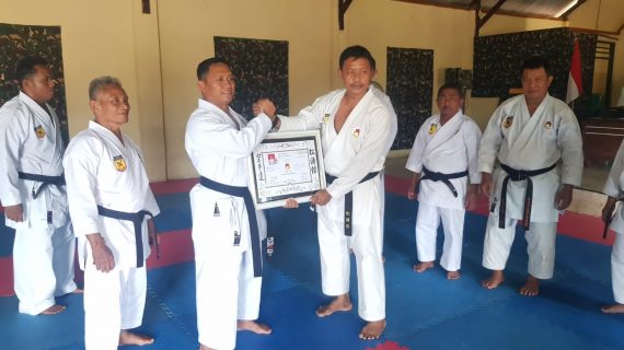 Pelaksanaan Ujian DAN Affiliasi pusat  INKAI Yonif 721Makkasau